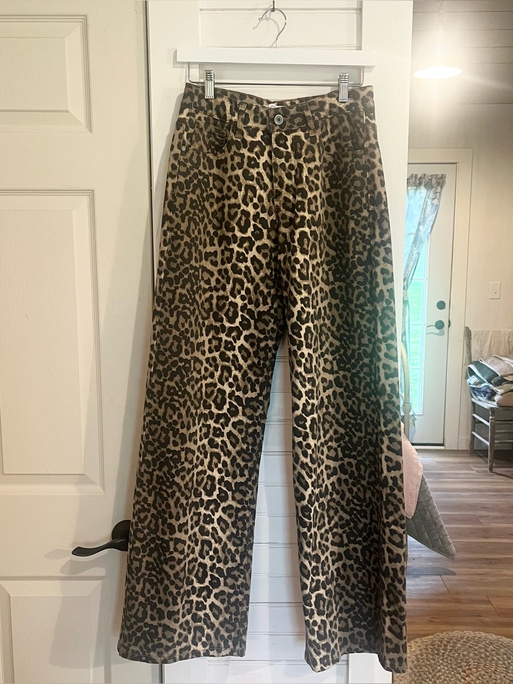 Q2 Leopard Print Boot Cut Pants in Brown and Black